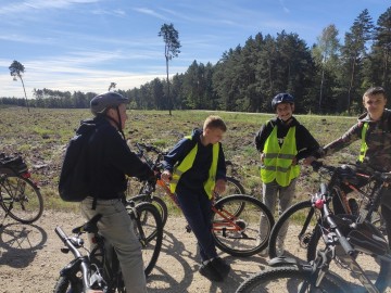 Relacja z rajdu rowerowego „Śladem Królewskich Łowów” 2025, 